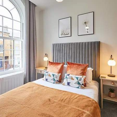 Host & - Maritime Scarborough